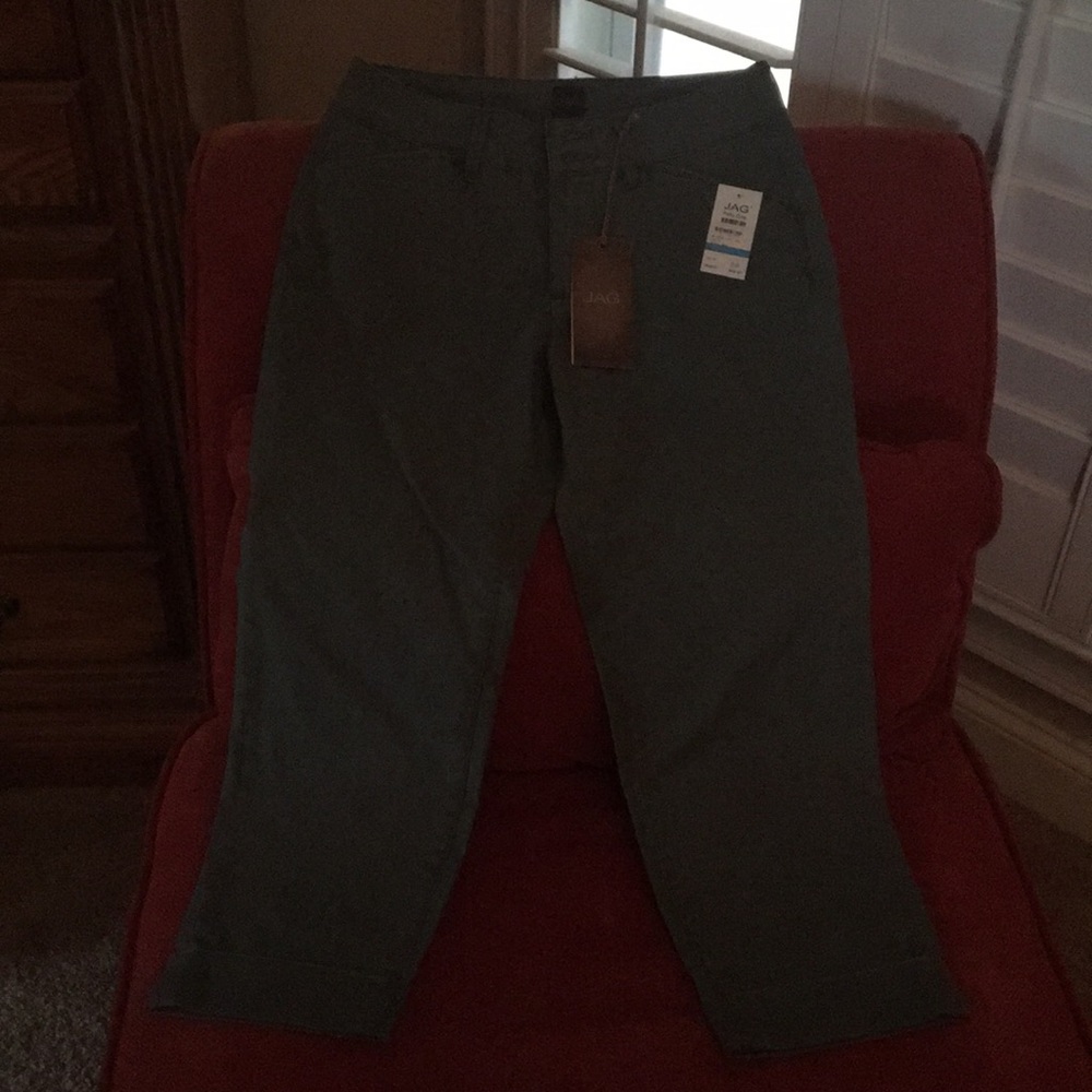 Crop pants
